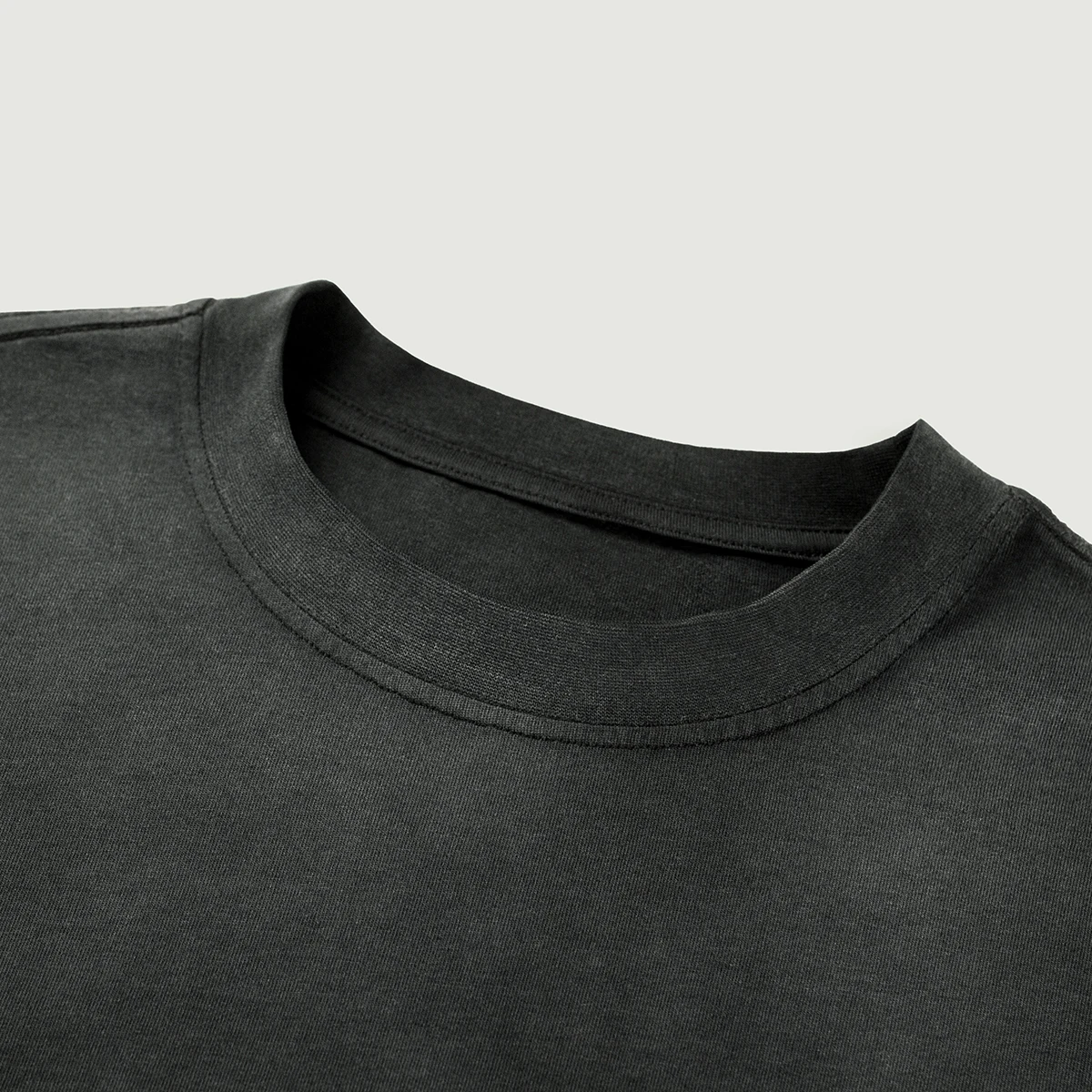 260GSM Unisex Oversized Sun Faded Long Sleeve Top - thumbnail image 5