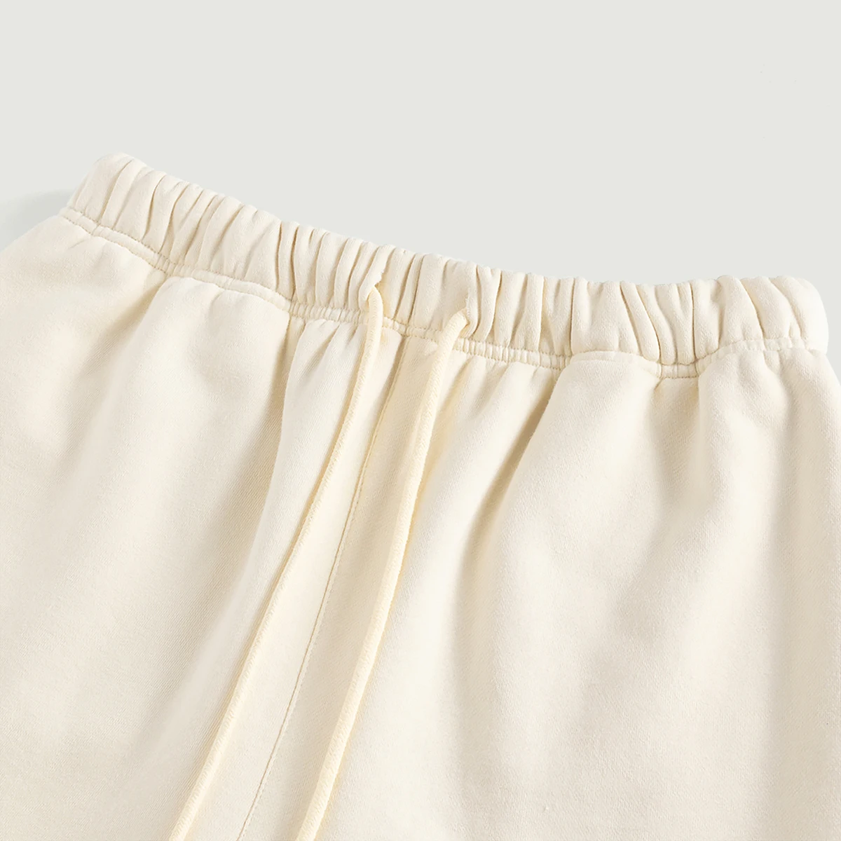 380GSM Unisex Oversized Fleece-lined Shorts - thumbnail image 4
