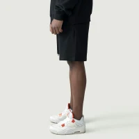 380GSM Unisex Oversized Fleece-lined Shorts - thumbnail image 3