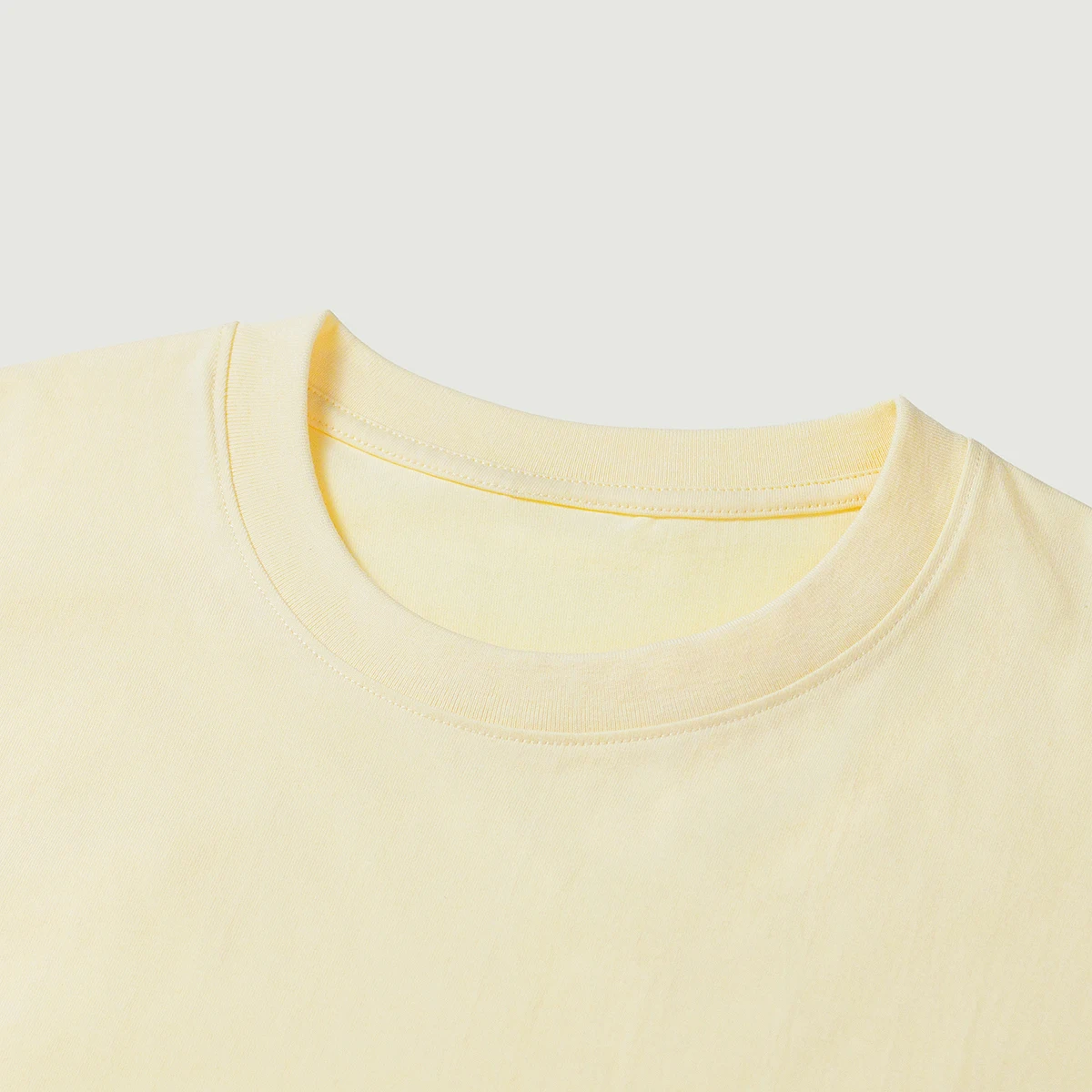 220GSM Unisex Regular Fit Crew Neck T-shirt - thumbnail image 5