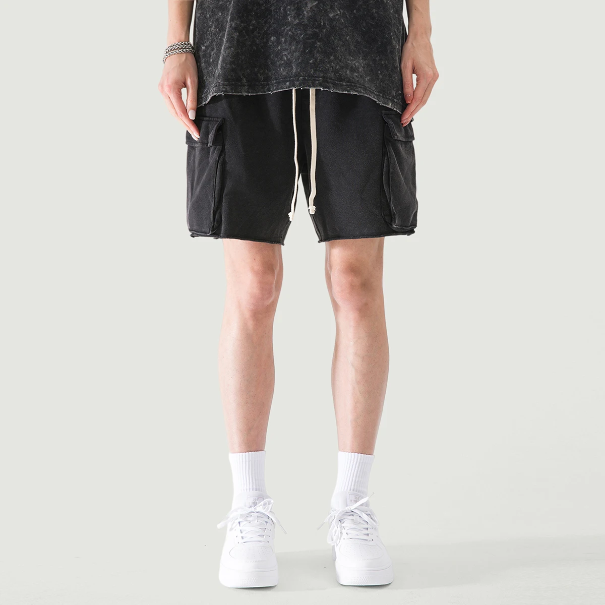 320GSM Unisex Snow Wash Raw Hem Cargo Shorts - main image