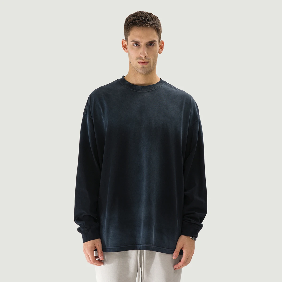 260GSM Unisex Oversized Sun Faded Long Sleeve Top - main image