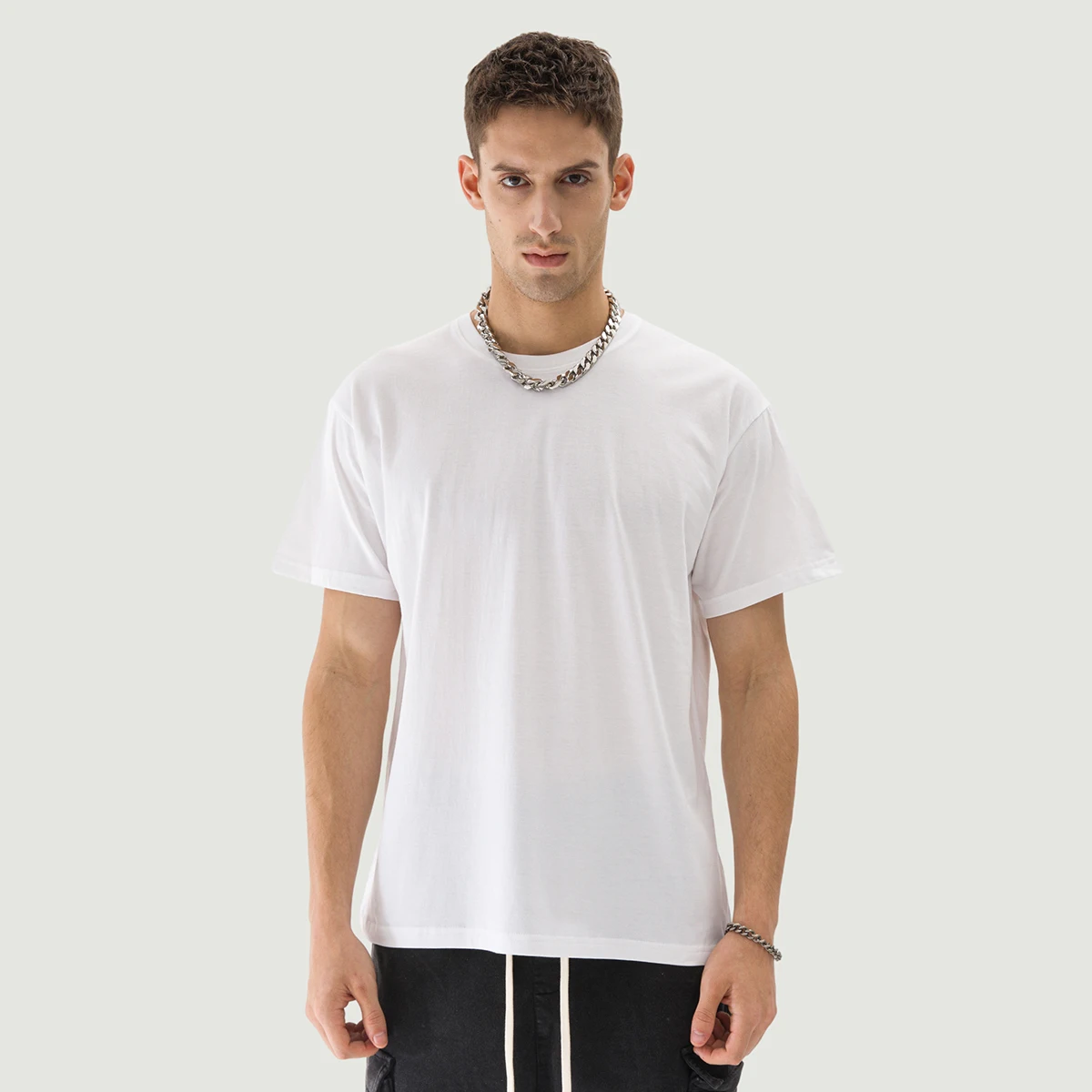 180GSM Unisex Classic Fit Crew Neck T-shirt - main image