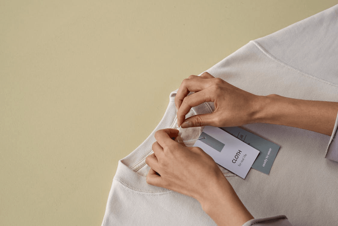 clothing-brand-unboxing-exprience.png