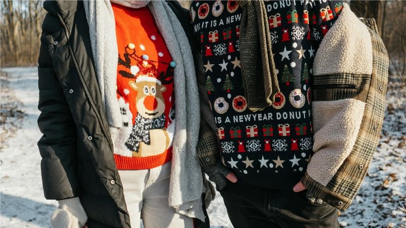 Make Your Own Ugly Christmas Sweater and Sell for Profit
