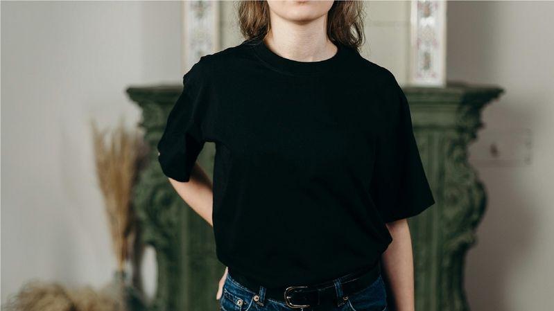 Best Heavyweight T-Shirt Blanks for POD: Complete Seller’s Guide