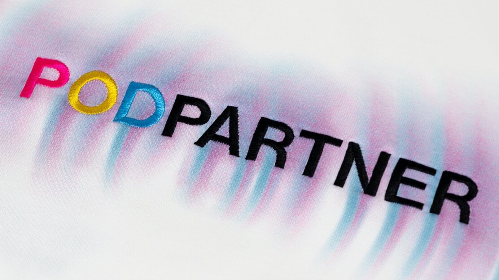 [Deconstructing the $200 Hoodie] Vol. 1: The Texture — Mastering the Hybrid of Embroidery & DTG