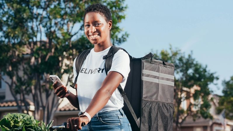 side-hustles-for-college-students-delivery.jpg