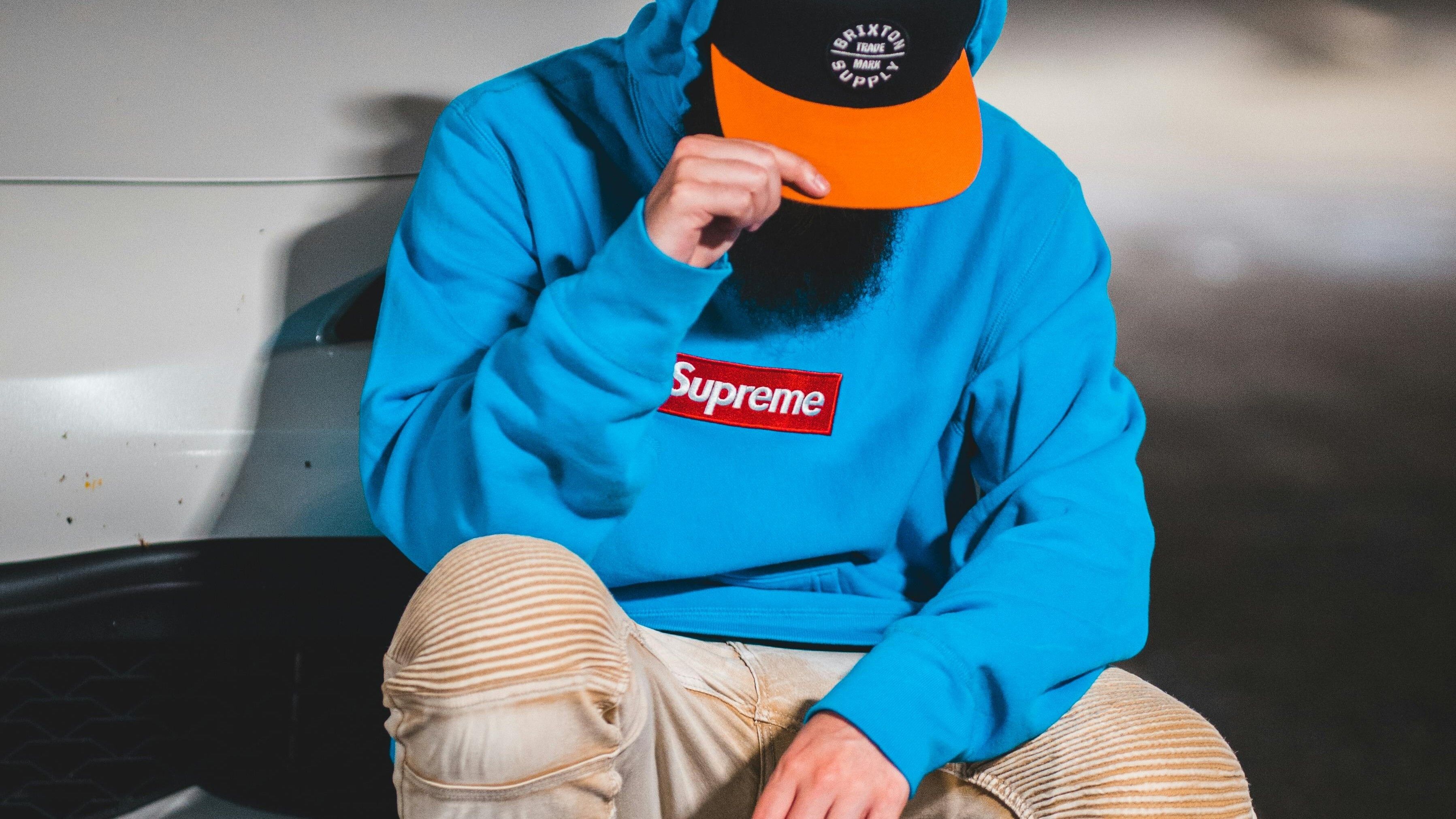 supreme-hoodie.jpg