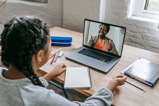 teaching-online.jpg