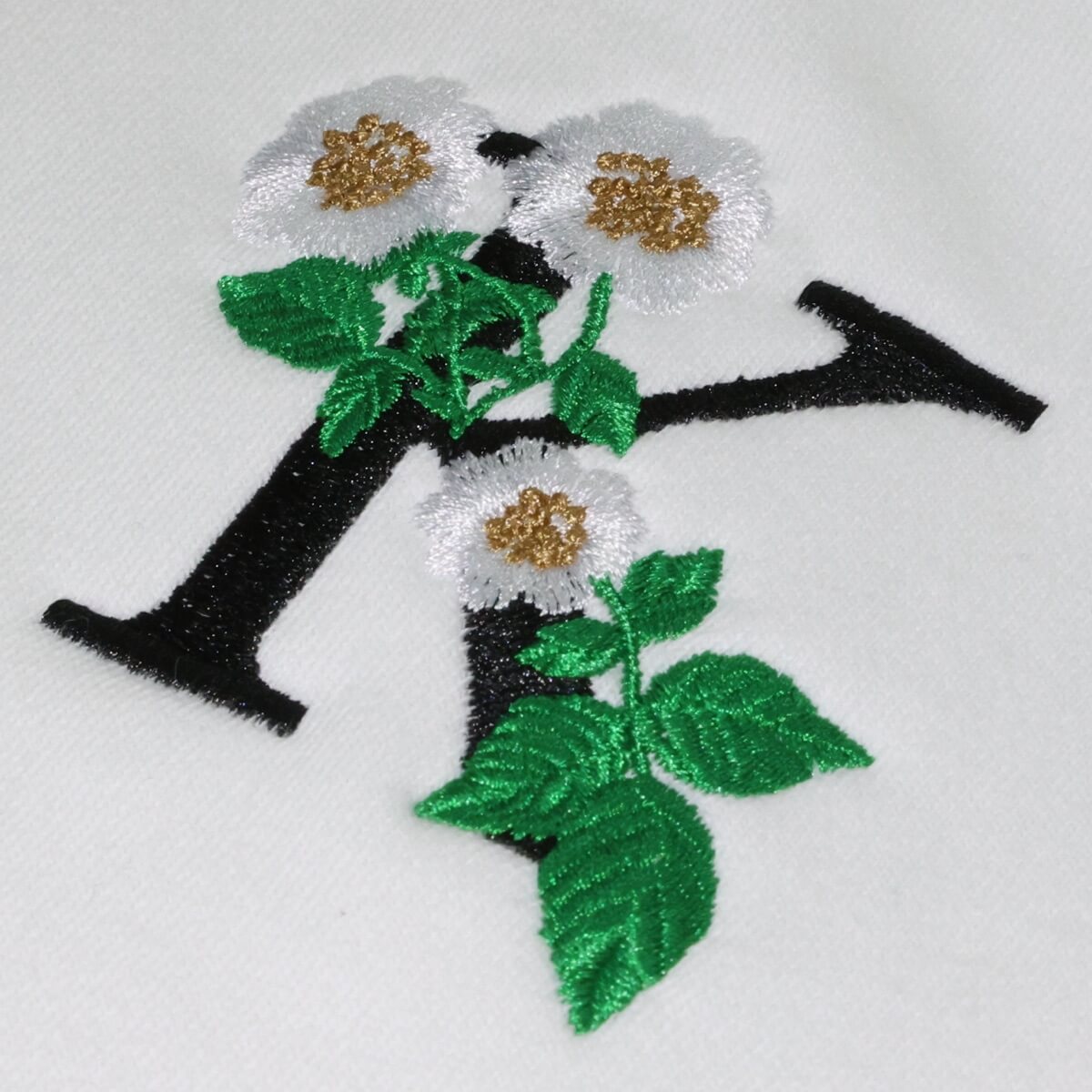 T-shirt decoration sample
